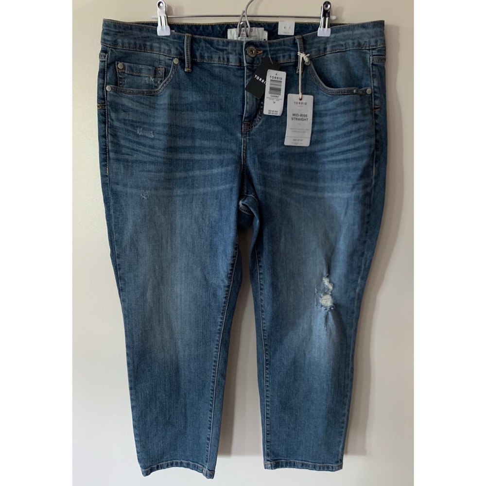 Torrid • 18 • Mid-Rise Straight Leg Denim Jeans